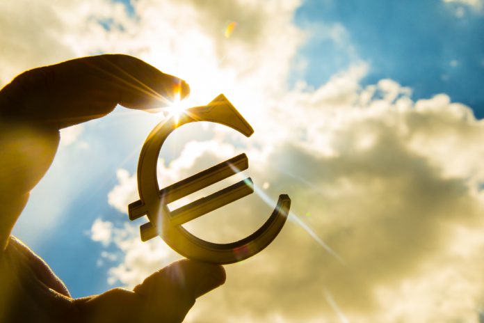 Euro in the air