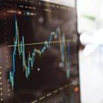 Saudi Aramco precisa el valor de su oferta pública de venta (IPO) stocks_graph