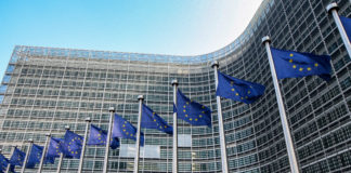 قدمت فون دير لين خطة الانتعاش ونمت الأسهم EU Commission