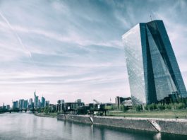 The Euro stronger against the USD due to the European Central Bank ECB