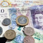 The pound grows on renewed hopes of a Brexit deal, but the dollar drops libra