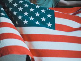 La inflación estadounidense se encuentra en su nivel más alto en 2,5 años. Las acciones reaccionan con una caída usa, us flag