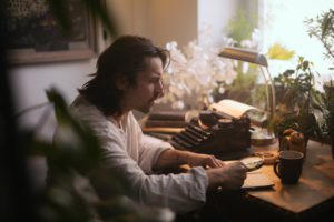pexels-koolshooters-6979941 (1) | ForexMag Johnny Depp