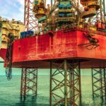 El precio del petróleo alcanza su nivel más alto en ocho años. El mundo teme una crisis de abastecimiento debido a la guerra en Ucrania Oil prices are rising in response to the russian-ukrainian crisis.