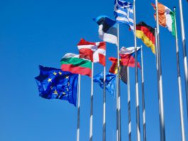 Η τιμή του πετρελαίου αυξάνεται καθώς οι επενδυτές βλέπουν αυξανόμενες πιθανότητες εμπάργκο στις εισαγωγές ρωσικού αργού στην ΕΕ Oil rises in price as investors see growing chances of an embargo on Russian crude imports to the EU