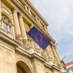 Η οικονομία της Ευρωπαϊκής Ένωσης αναπτύχθηκε σταθερά το πρώτο τρίμηνο. Ωστόσο, ορισμένες χώρες βρίσκονται στα πρόθυρα της ύφεσης The European Union economy grew solidly in the first quarter.