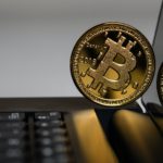 Bitcoin borra pérdidas semanales, pero persiste el pesimismo del mercado The most widely used cryptocurrency managed to erase the losses it suffered in the earlier days in the second half