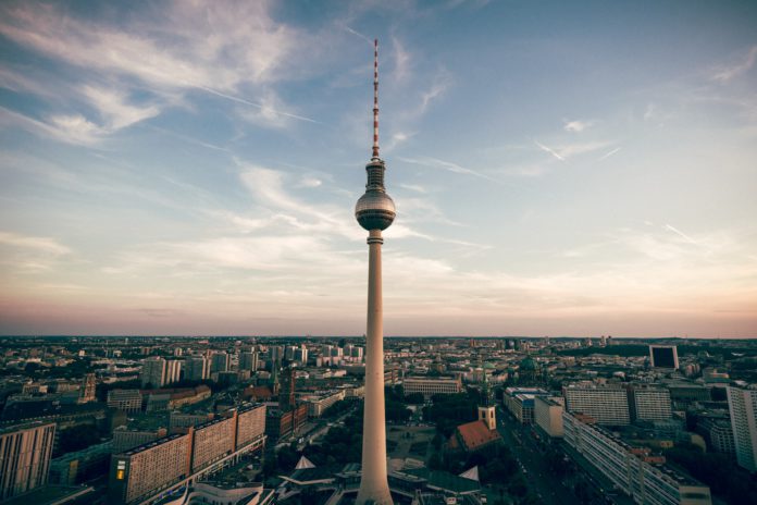 berlin erman company Uniper is in talks with Olaf Scholz's federal government about a possible bailout after it fell into financial trouble itself.