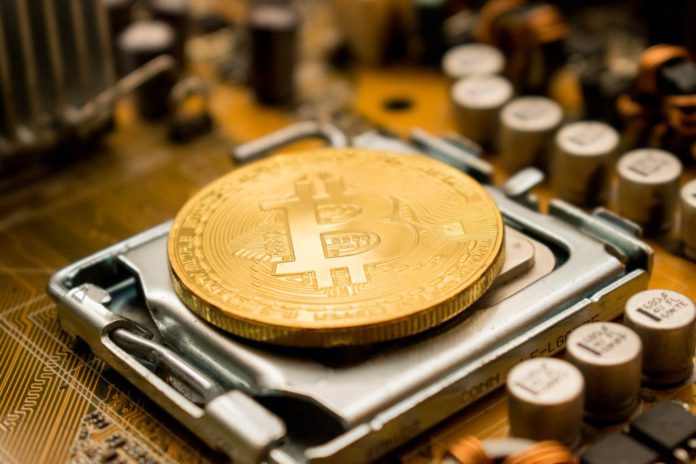cryptocurrency -1024x683 Kryptowaluty znacząco straciły z powodu obaw o inflację. Bitcoin przewodził spadkom