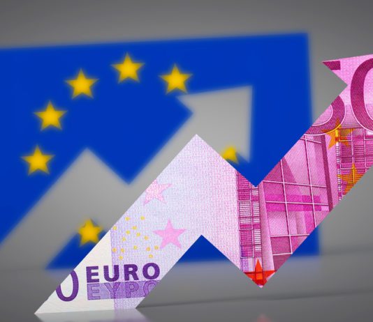 Az euróövezet üzleti aktivitásának növekedése 11 hónapos csúcson volt áprilisban Eurozone business activity growth at 11-month high in April