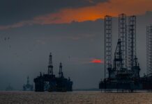 The average price of Russian Urals crude oil fell last year, but was above the sanction ceiling The ministry also said the average price of Urals crude rose to $64.23 a barrel in December from $50.47 a barrel a year earlier. Earlier this year, however, the price of Urals crude oil had fallen below the price ceiling to a range of around $55 to $56 a barrel, according to Reuters data.
