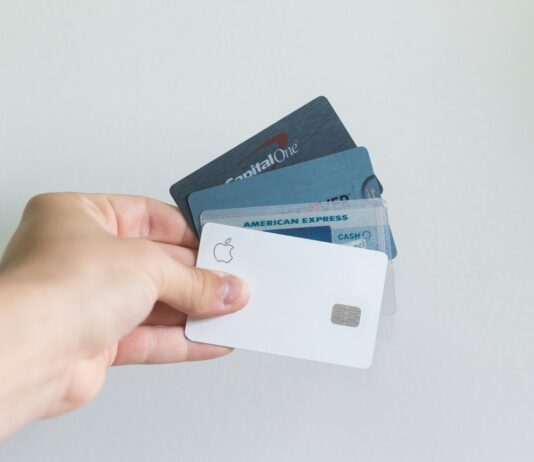 Karty kredytowe, amerykański, capital one, karty ręczne.