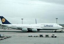 Strikes have caused Lufthansa to lose €250 million this year.