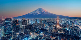 Japanese stocks strengthened more than 10 percent