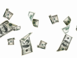 Az amerikai dollár esik a jelentősebb amerikai kamatcsökkentésre vonatkozó várakozások miatt dollars