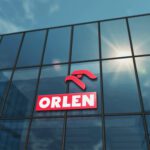 Polska grupa petrochemiczna Orlen ponad dwukrotnie zwiększyła zysk półroczny Orlen refinery