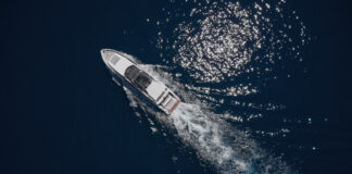 yacht